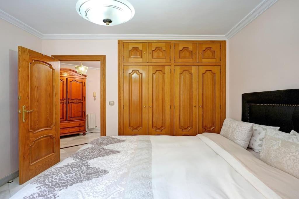 Granada Piso En Calle Arabial 117 Junto A El Corte Ingles Bagian luar foto